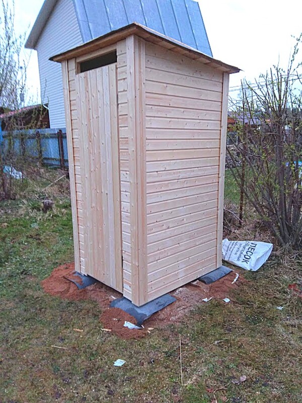 Туалет прямой с односкатной крышей 1х1.2 м, имитатор бруса 16-20 мм, комплект без сборки