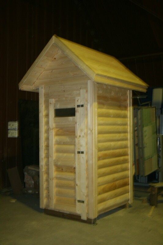 Туалет прямой с двускатной крышей 1.2х1.5 м, блок-хаус 34-36 мм, комплект без сборки